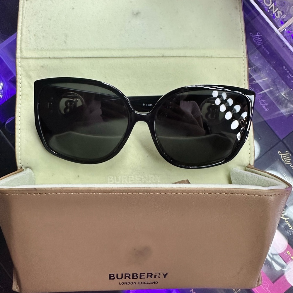 Burberry Black Sunglasses